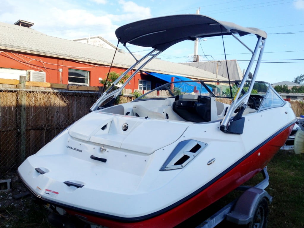 SOLD!!!2011 Seadoo Challenger 180 Jetboat, 215 Supercharged, 6/8 passenger, wakeboard tower