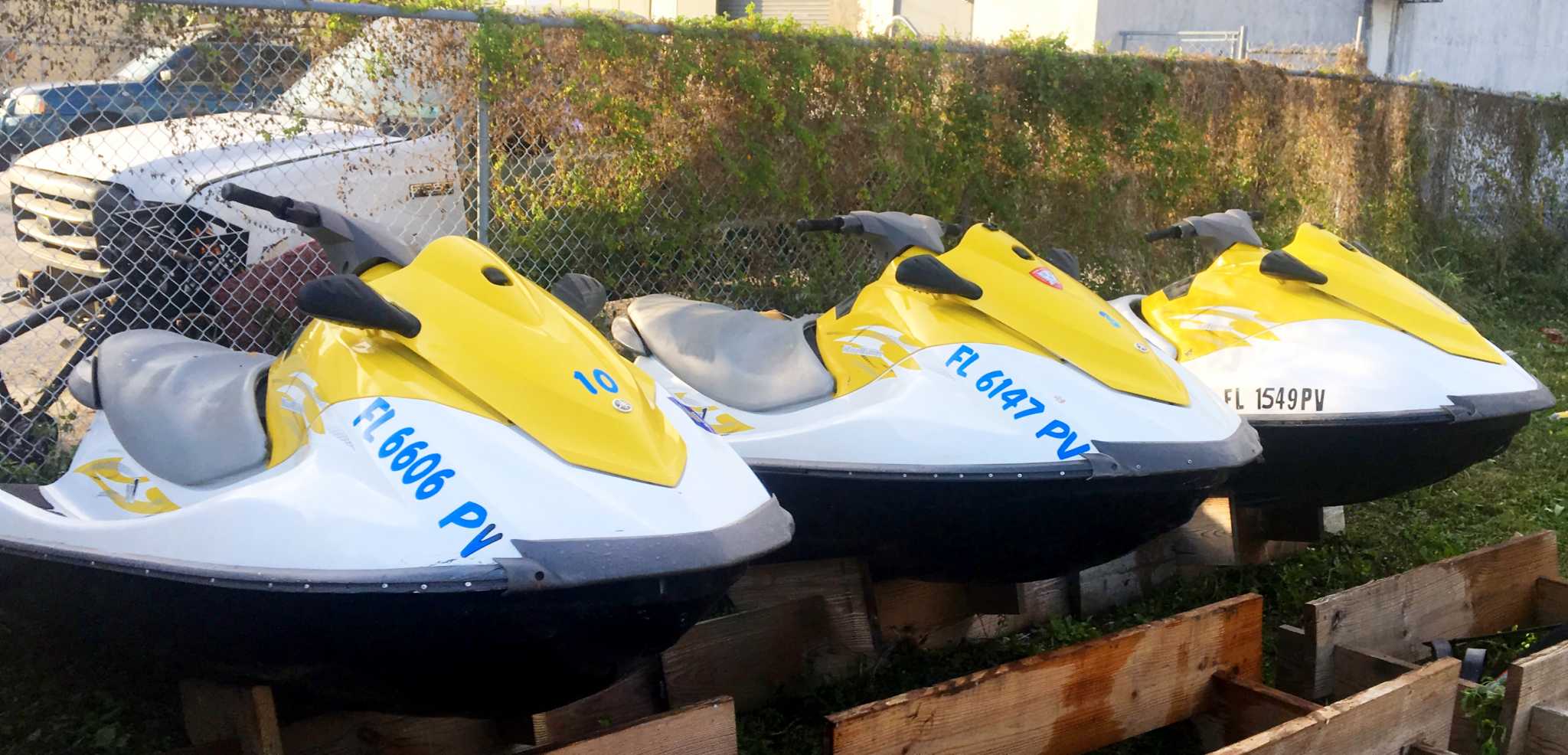 2015 Yamaha VX1100 WaveRunners 3 passenger Powersports Brokers