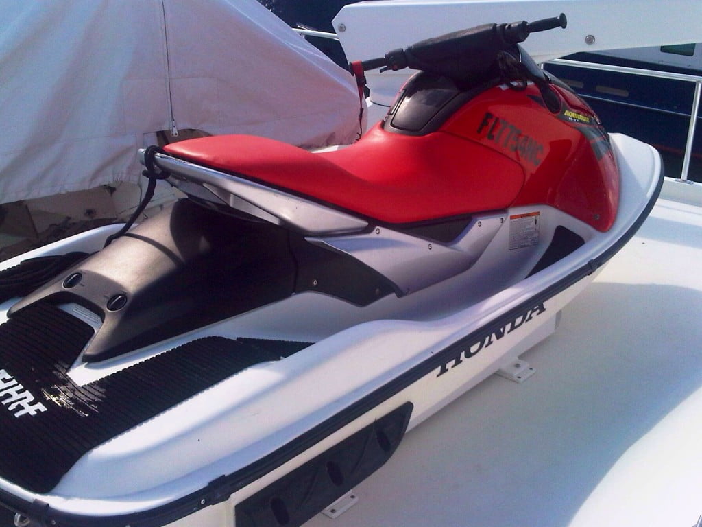 SOLD!!!! Exciting LOW HOUR 2004 Honda Aquatrax R12, mint condition kit